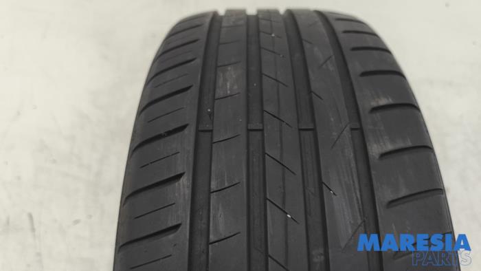 Begagnade Däck Fiat 500C (312) 0.9 TwinAir 85 Pris € 20,00 Marginaltabell erbjuds av Maresia Parts