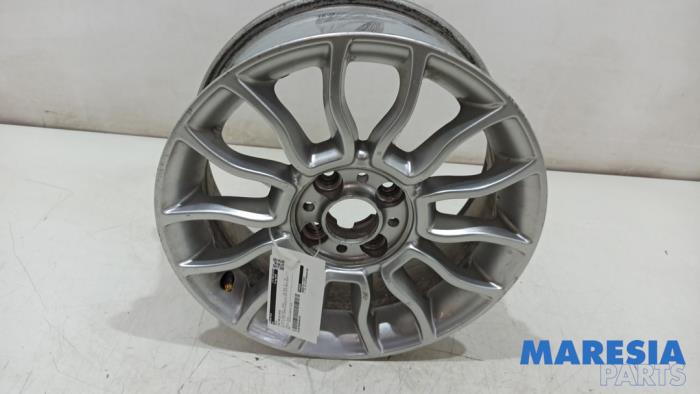 Używane Obrecz Fiat 500C (312) 1.2 69 Cena € 129,95 Procedura marży oferowane przez Maresia Parts