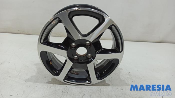 Używane Obrecz Renault Twingo III (AH) 1.0 SCe 70 12V Cena € 99,99 Procedura marży oferowane przez Maresia Parts