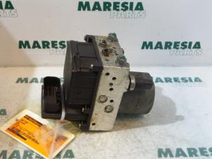 Used ABS pump Citroen C8 (EA/EB) 2.0 HDi 16V Price € 183,75 Margin scheme offered by Maresia Parts