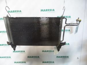 Usagé Condensateur clim Fiat Stilo (192A/B) 1.2 16V Prix € 35,00 Règlement à la marge proposé par Maresia Parts