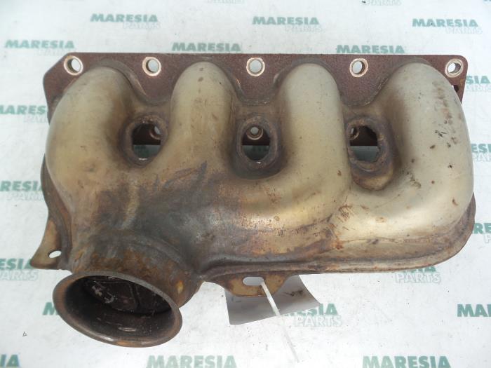 Gebrauchte Abgaskrümmer Citroen Xsara Picasso (CH) 1.8 16V Preis € 40,00 Margenregelung angeboten von Maresia Parts