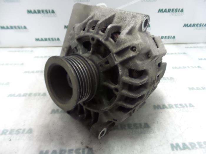 Used Dynamo Renault Scénic I (JA) 1.8 16V Price € 50,00 Margin scheme offered by Maresia Parts