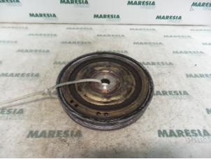 Used Crankshaft pulley Peugeot 407 SW (6E) 2.0 HDiF 16V Price € 35,00 Margin scheme offered by Maresia Parts