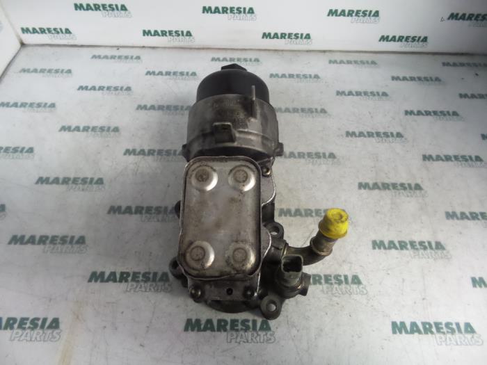 Gebrauchte Ölfilterhalter Peugeot 607 (9D/U) 2.2 HDi 16V FAP Preis € 50,00 Margenregelung angeboten von Maresia Parts
