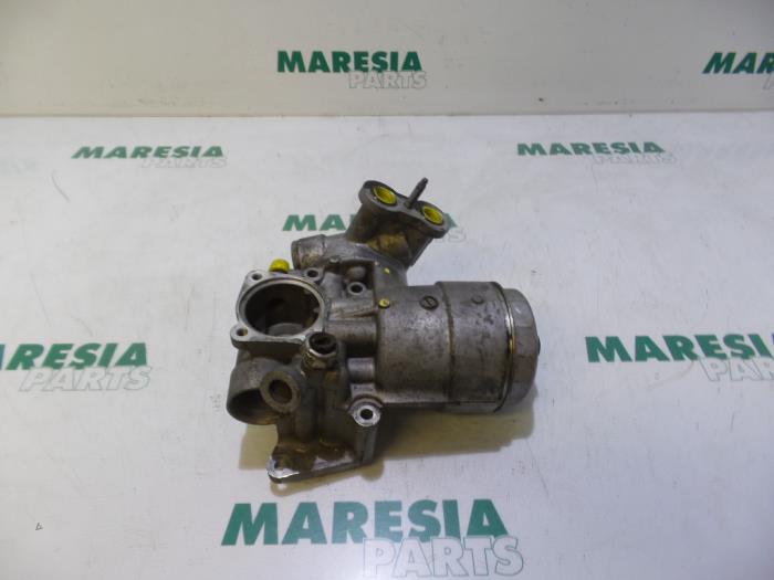 Gebrauchte Ölfilterhalter Renault Vel Satis (BJ) 3.0 dCi V6 24V Preis € 60,00 Margenregelung angeboten von Maresia Parts