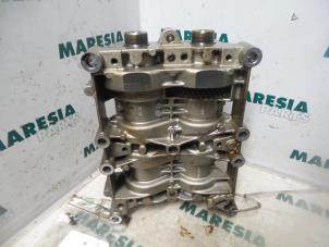Używane Pompa oleju Peugeot 807 2.2 16V Cena € 157,50 Procedura marży oferowane przez Maresia Parts