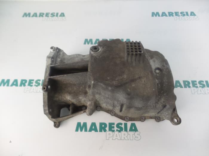 Gebrauchte Ölwanne Renault Scénic II (JM) 1.5 dCi 80 Preis € 30,00 Margenregelung angeboten von Maresia Parts