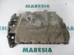 Used Sump Renault Megane Scénic (JA) 2.0 RT Price € 30,00 Margin scheme offered by Maresia Parts