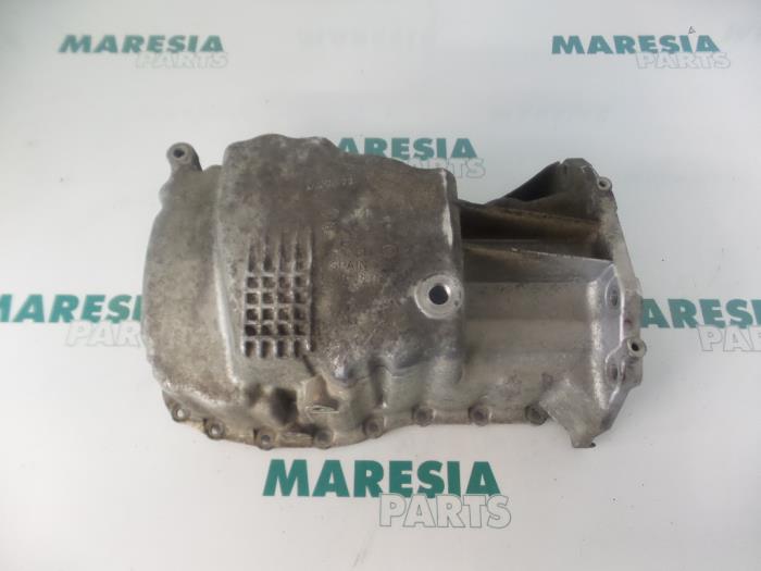 Gebrauchte Ölwanne Renault Scénic II (JM) 1.5 dCi 80 Preis € 30,00 Margenregelung angeboten von Maresia Parts