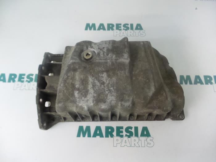 Gebrauchte Ölwanne Renault Scénic I (JA) 1.9 dCi Preis € 30,00 Margenregelung angeboten von Maresia Parts