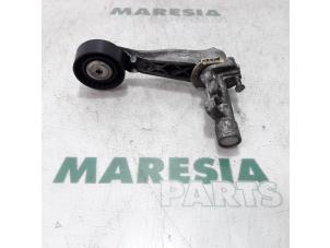 Gebrauchte Spannrolle Steuerkette Peugeot 308 (4A/C) 1.4 VTI 16V Preis € 20,00 Margenregelung angeboten von Maresia Parts