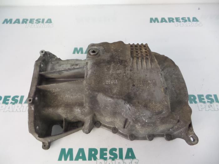 Gebrauchte Ölwanne Renault Megane II Grandtour (KM) 1.5 dCi 80 Preis € 30,00 Margenregelung angeboten von Maresia Parts