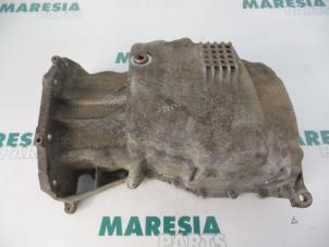 Used Sump Renault Megane (BA/SA) 1.6 16V Price € 30,00 Margin scheme offered by Maresia Parts