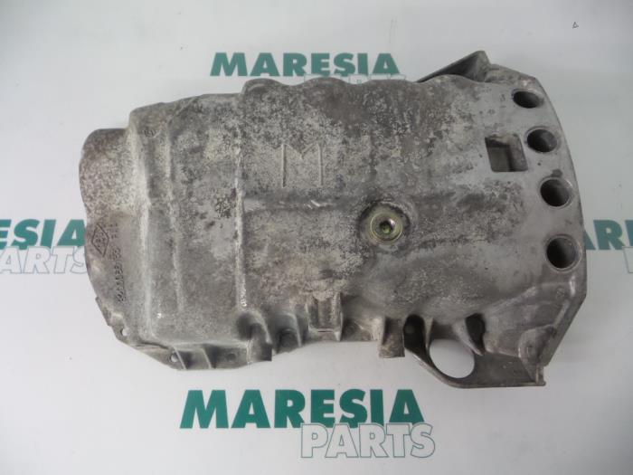 Gebrauchte Ölwanne Renault Megane II Grandtour (KM) 1.9 dCi 120 Preis € 30,00 Margenregelung angeboten von Maresia Parts