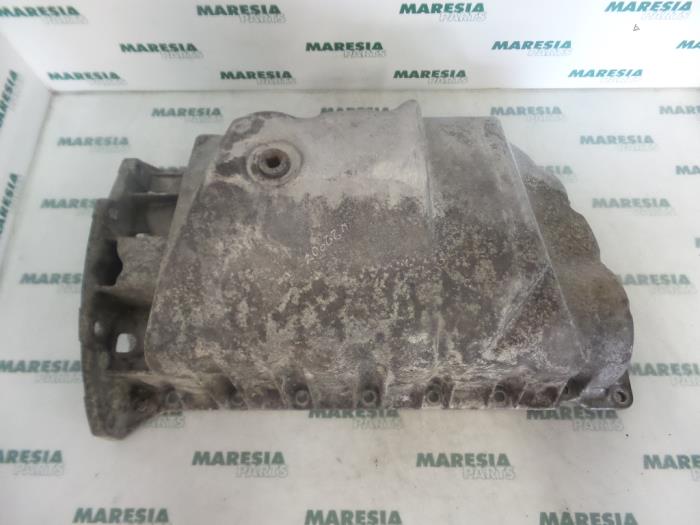 Gebrauchte Ölwanne Renault Megane Classic (LA) 1.9 dTi RN Preis € 30,00 Margenregelung angeboten von Maresia Parts
