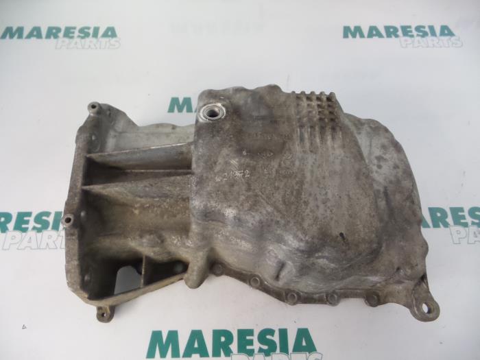 Gebrauchte Ölwanne Renault Megane II (BM/CM) 1.5 dCi 80 Preis € 30,00 Margenregelung angeboten von Maresia Parts