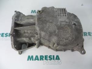 Używane Miska olejowa Renault Megane II (BM/CM) 1.5 dCi 80 Cena € 30,00 Procedura marży oferowane przez Maresia Parts