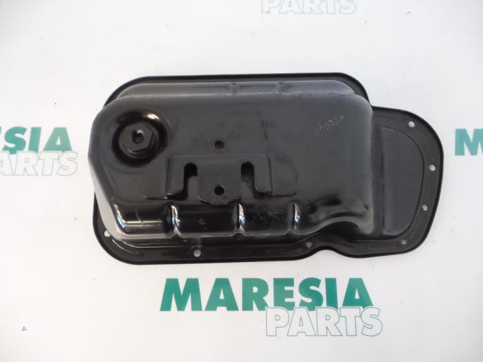 Gebrauchte Ölwanne Peugeot 206 (2A/C/H/J/S) 1.1 XN,XR Preis € 25,00 Margenregelung angeboten von Maresia Parts