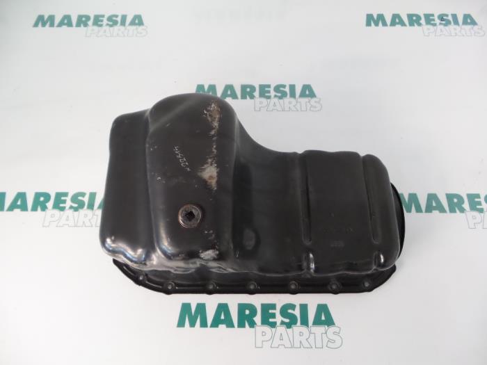 Gebrauchte Ölwanne Renault Kangoo Express (FC) 1.5 dCi 80 Preis € 30,00 Margenregelung angeboten von Maresia Parts