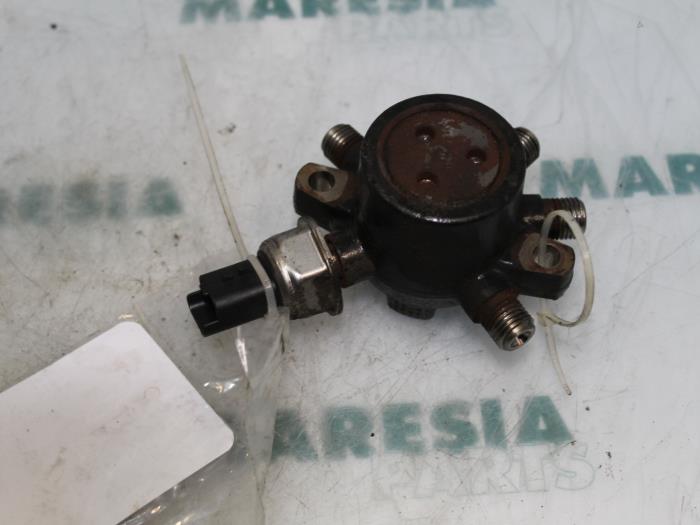 Gebrauchte Einspritzdüse (Einspritzer) Renault Scénic II (JM) 1.5 dCi 100 Preis € 50,00 Margenregelung angeboten von Maresia Parts