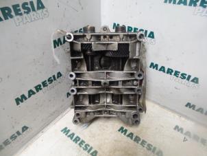 Used Oil pump Peugeot 607 (9D/U) 2.2 HDi 16V FAP Price € 75,00 Margin scheme offered by Maresia Parts