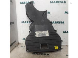 Usagé Couvercle de distribution Fiat Marea Weekend (185BX/CX) 1.6 SX,ELX 16V Prix € 15,00 Règlement à la marge proposé par Maresia Parts