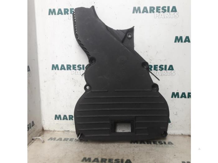Usagé Couvercle de distribution Fiat Marea (185AX) 1.6 SX,ELX 16V Prix € 15,00 Règlement à la marge proposé par Maresia Parts