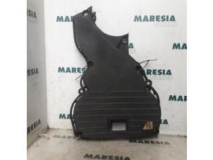 Usagé Couvercle de distribution Fiat Marea (185AX) 1.6 SX,ELX 16V Prix € 15,00 Règlement à la marge proposé par Maresia Parts