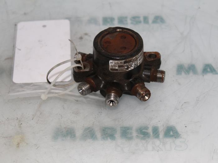 Usagé Système d'injection Renault Clio II Societe (SB) 1.5 dCi 65 Prix € 50,00 Règlement à la marge proposé par Maresia Parts