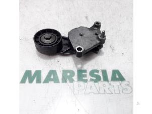 Used Timing belt tensioner Peugeot 207/207+ (WA/WC/WM) 1.6 HDi 16V Price € 25,00 Margin scheme offered by Maresia Parts