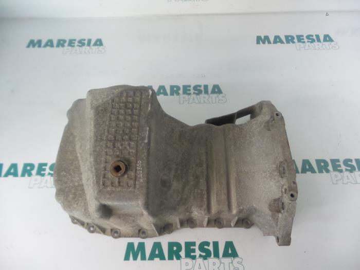 Gebrauchte Ölwanne Renault Clio II (BB/CB) 1.6 RN, RT Preis € 40,00 Margenregelung angeboten von Maresia Parts