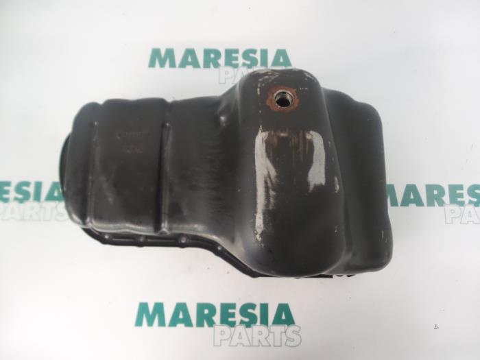 Gebrauchte Ölwanne Renault Clio II (BB/CB) 1.4 Preis € 25,00 Margenregelung angeboten von Maresia Parts