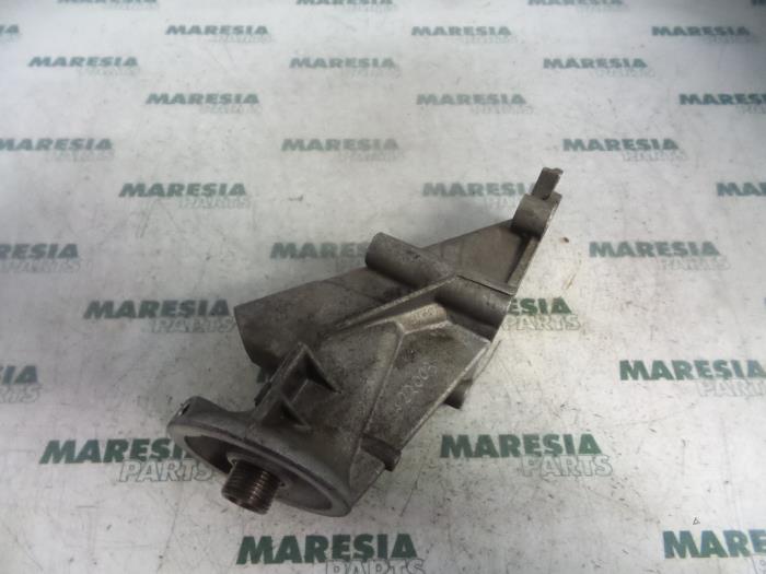 Gebrauchte Ölfilterhalter Citroen C5 I Berline (DC) 1.8 16V Preis € 40,00 Margenregelung angeboten von Maresia Parts