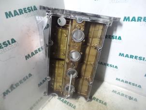 Usagé Couvercle soupapes Lancia Dedra SW 2.0 16V Prix € 40,00 Règlement à la marge proposé par Maresia Parts