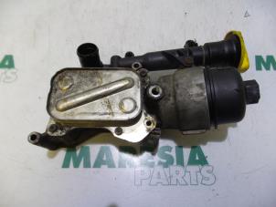 Usados Soporte de filtro de aceite Fiat Grande Punto (199) 1.3 JTD Multijet 16V Precio € 65,00 Norma de margen ofrecido por Maresia Parts