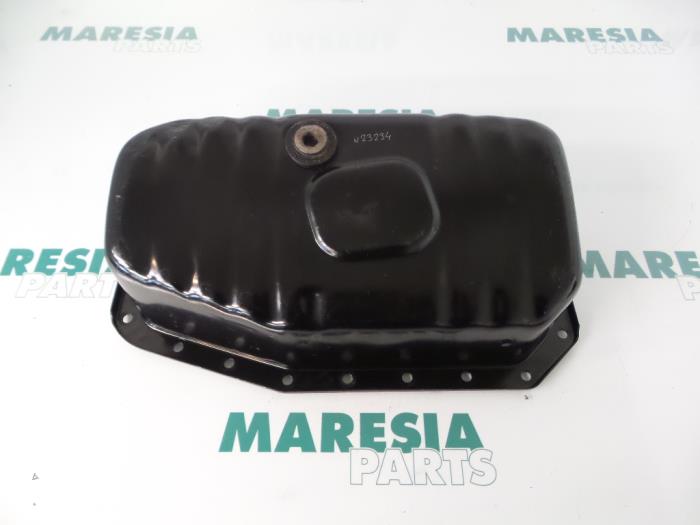 Gebrauchte Ölwanne Peugeot Boxer (230L) 2.8 Hdi 270C Preis € 105,00 Margenregelung angeboten von Maresia Parts