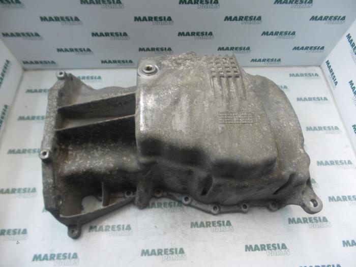 Gebrauchte Ölwanne Renault Laguna II Grandtour (KG) 1.6 16V Preis € 30,00 Margenregelung angeboten von Maresia Parts