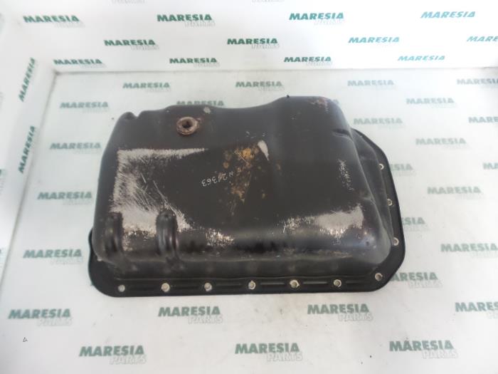 Gebrauchte Ölwanne Renault Laguna I Grandtour (K56) 2.0 RN,RT Preis € 40,00 Margenregelung angeboten von Maresia Parts