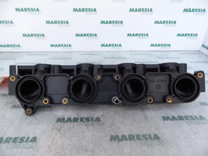 Intake manifold Fiat Punto II 1.9 DS 60 5-Drs. - 46548448 188A3000