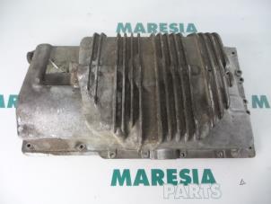 Usagé Couvercle carter Alfa Romeo 166 3.0 V6 24V Prix € 157,50 Règlement à la marge proposé par Maresia Parts