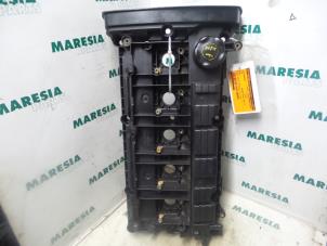 Used Rocker cover Fiat Stilo (192A/B) 2.4 20V Abarth 3-Drs. Price € 65,00 Margin scheme offered by Maresia Parts