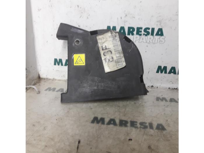 Usagé Couvercle de distribution Fiat Bravo (182A) 1.2 16V Prix € 20,00 Règlement à la marge proposé par Maresia Parts