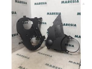 Used Timing cover Peugeot 206 CC (2D) 2.0 16V Price € 20,00 Margin scheme offered by Maresia Parts