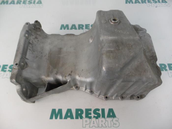 Gebrauchte Ölwanne Renault Megane Coupé (DA) 1.6i Preis € 40,00 Margenregelung angeboten von Maresia Parts