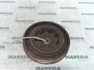 Used Crankshaft pulley Renault Trafic New (FL) 1.9 dCi 100 16V Price € 50,00 Margin scheme offered by Maresia Parts