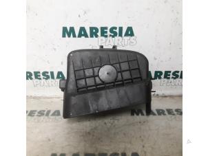 Używane Obudowa rozrzadu Citroen Xsara Picasso (CH) 1.6 Cena € 20,00 Procedura marży oferowane przez Maresia Parts