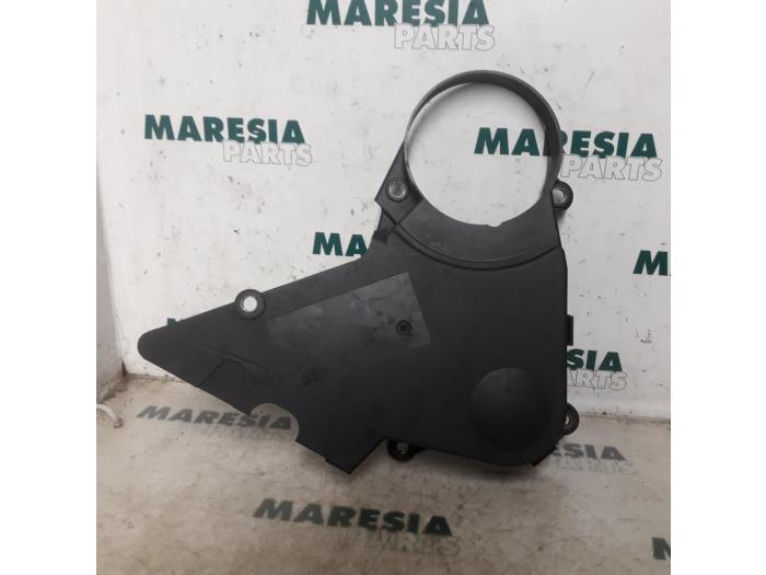 Usagé Couvercle de distribution Citroen Xsara Picasso (CH) 1.8 16V Prix € 20,00 Règlement à la marge proposé par Maresia Parts