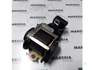 Used Front seatbelt, right Peugeot 206 (2A/C/H/J/S) 1.4 HDi Price € 45,00 Margin scheme offered by Maresia Parts