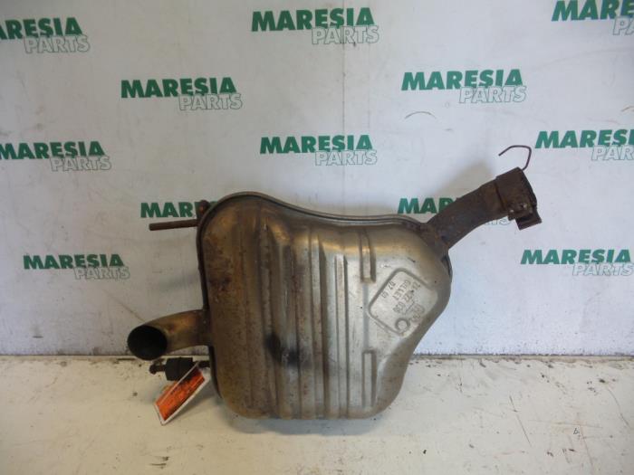Gebrauchte Auspuff Enddämpfer Fiat Croma (194) 1.9 D Multijet 16V Preis € 50,00 Margenregelung angeboten von Maresia Parts
